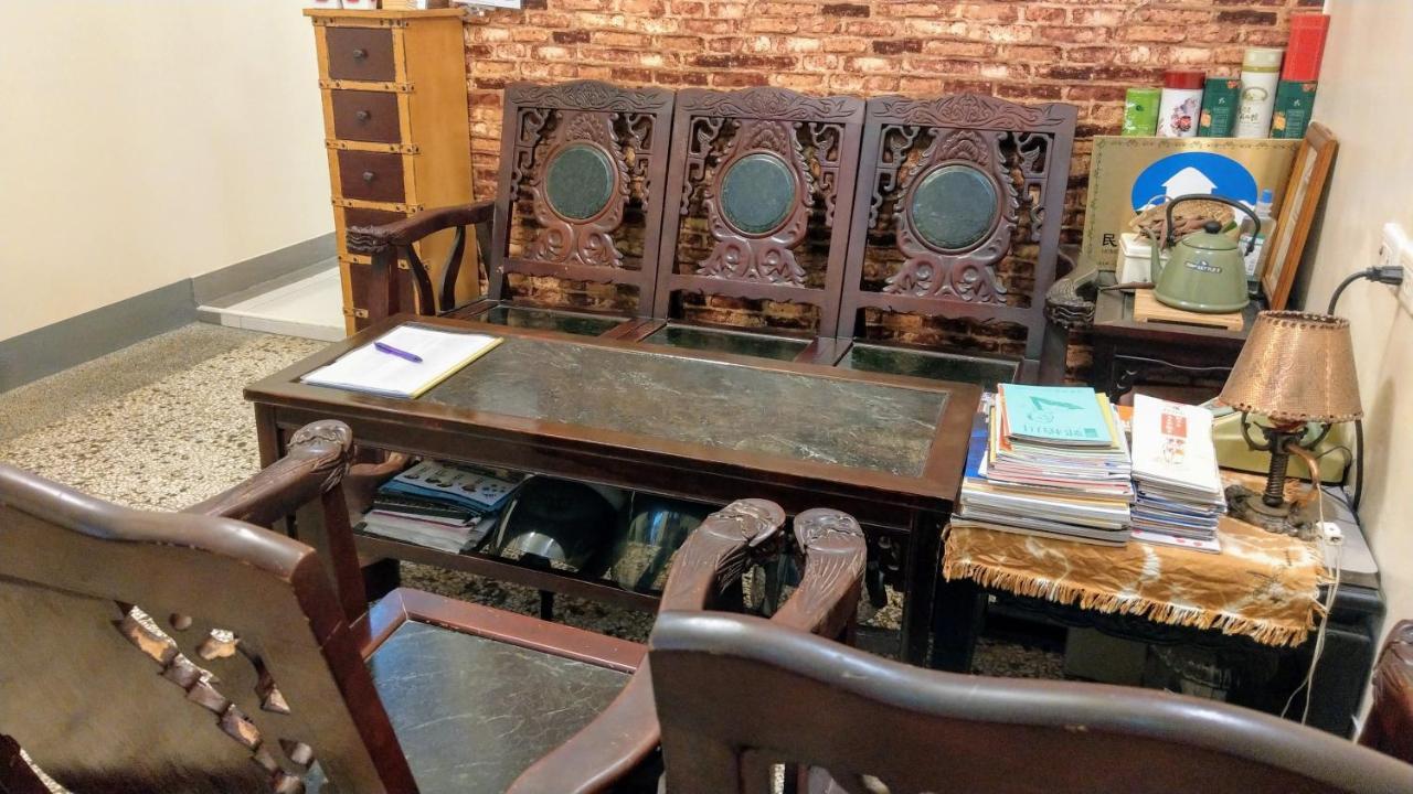 赤嵌厝child Come Home-依人數床位數計價開放房型 Tainan Extérieur photo